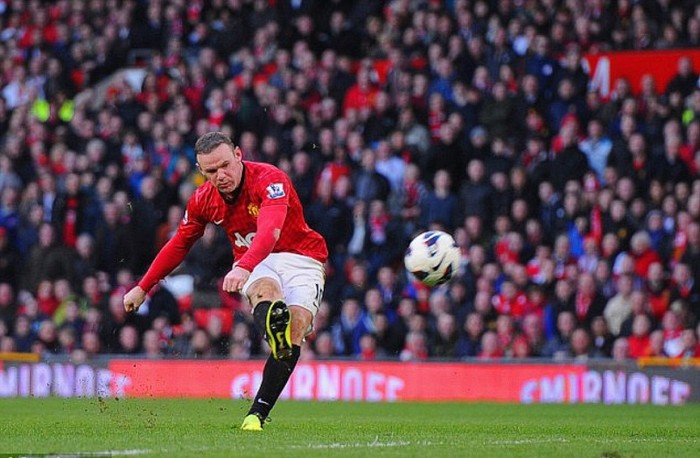 3. Phong độ của Rooney: R10 đã ghi 5 bàn và 3 kiến tạo kể từ khi quay lại thi đấu sau chấn thương. Chưa kể anh trung bình tạo 1 cơ hội ăn bàn cứ mỗi 40 phút.